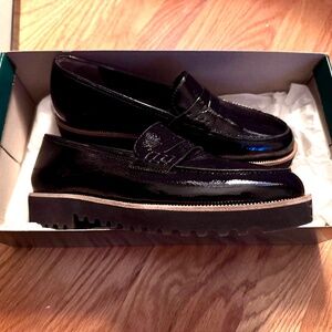 Paul Green patent loafers